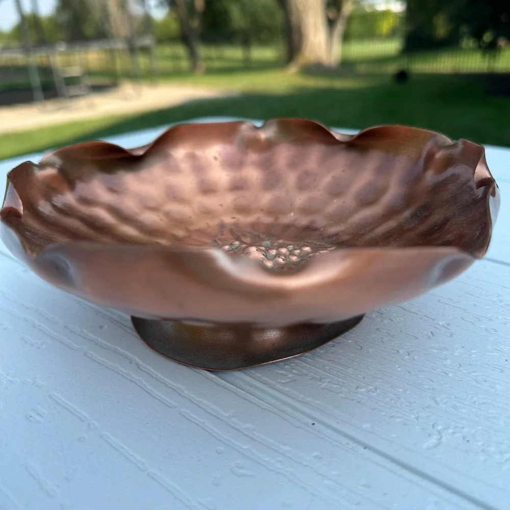 Gregorian Copper 317 Hammered Pedestal Bowl Scalloped Ruffled Edge Vintage Decor